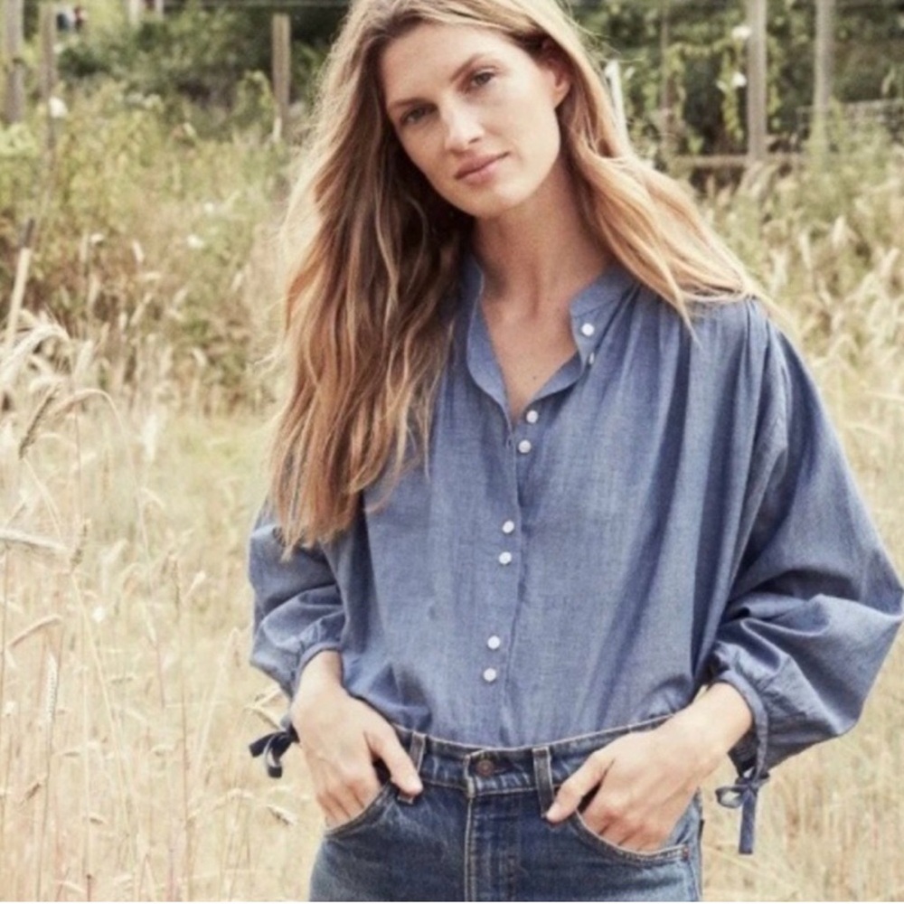 Doen O'Keefe Blouse in Blue Chambray